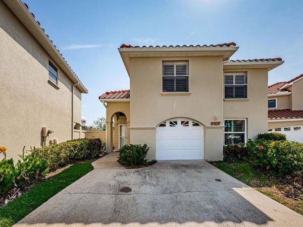 6107 MIRADA CIRCLE , ST PETERSBURG, FL 33715