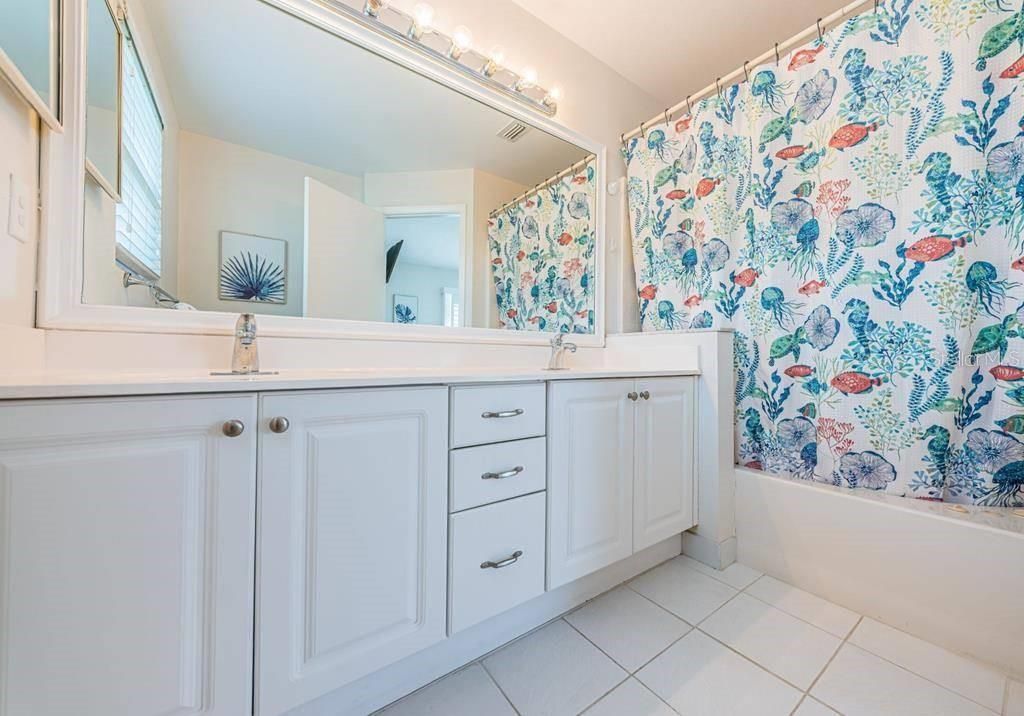 6107 Mirada Circle , Saint Petersburg, FL 33715 Photo