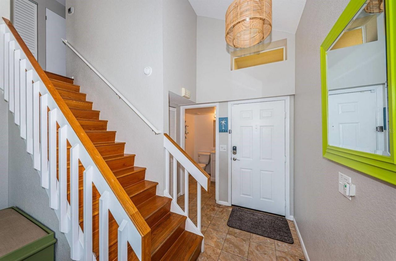 6107 Mirada Circle , Saint Petersburg, FL 33715 Photo