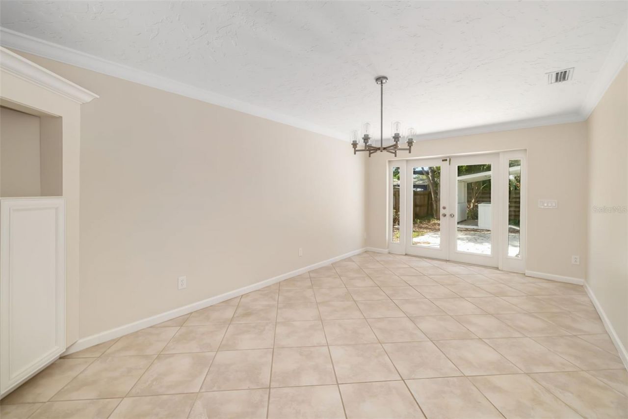 1097 Willis Avenue, Sarasota, FL 34232 Photo
