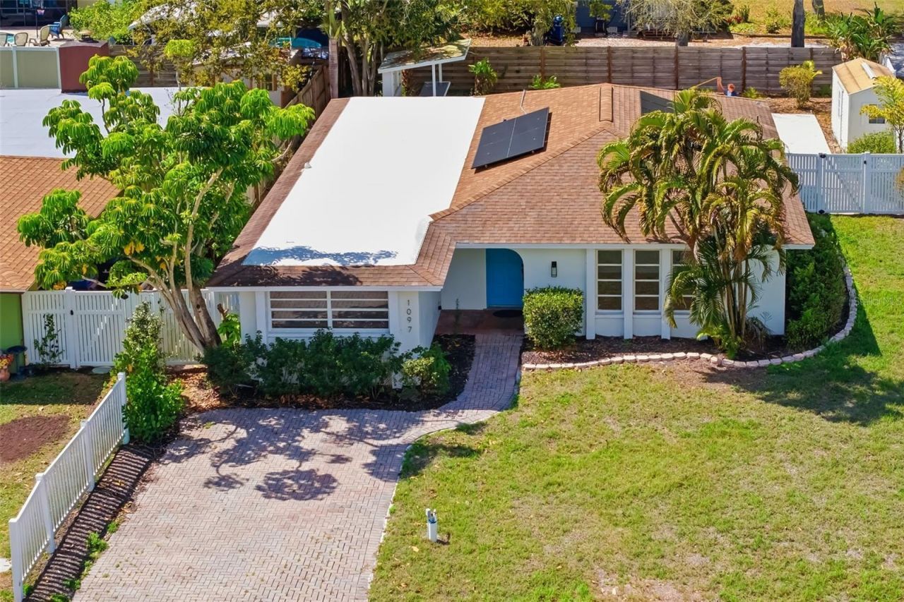1097 Willis Avenue, Sarasota, FL 34232 Photo
