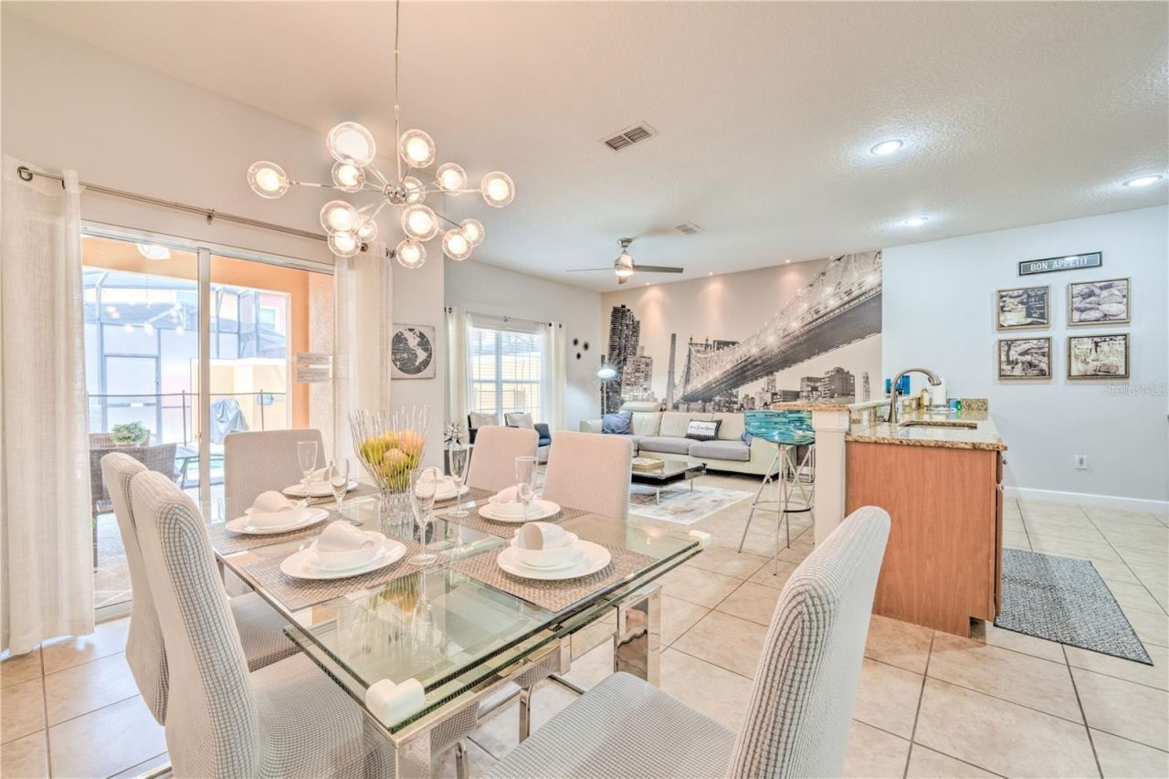 8961 Bismarck Palm Rd , Kissimmee, FL 34747 Photo