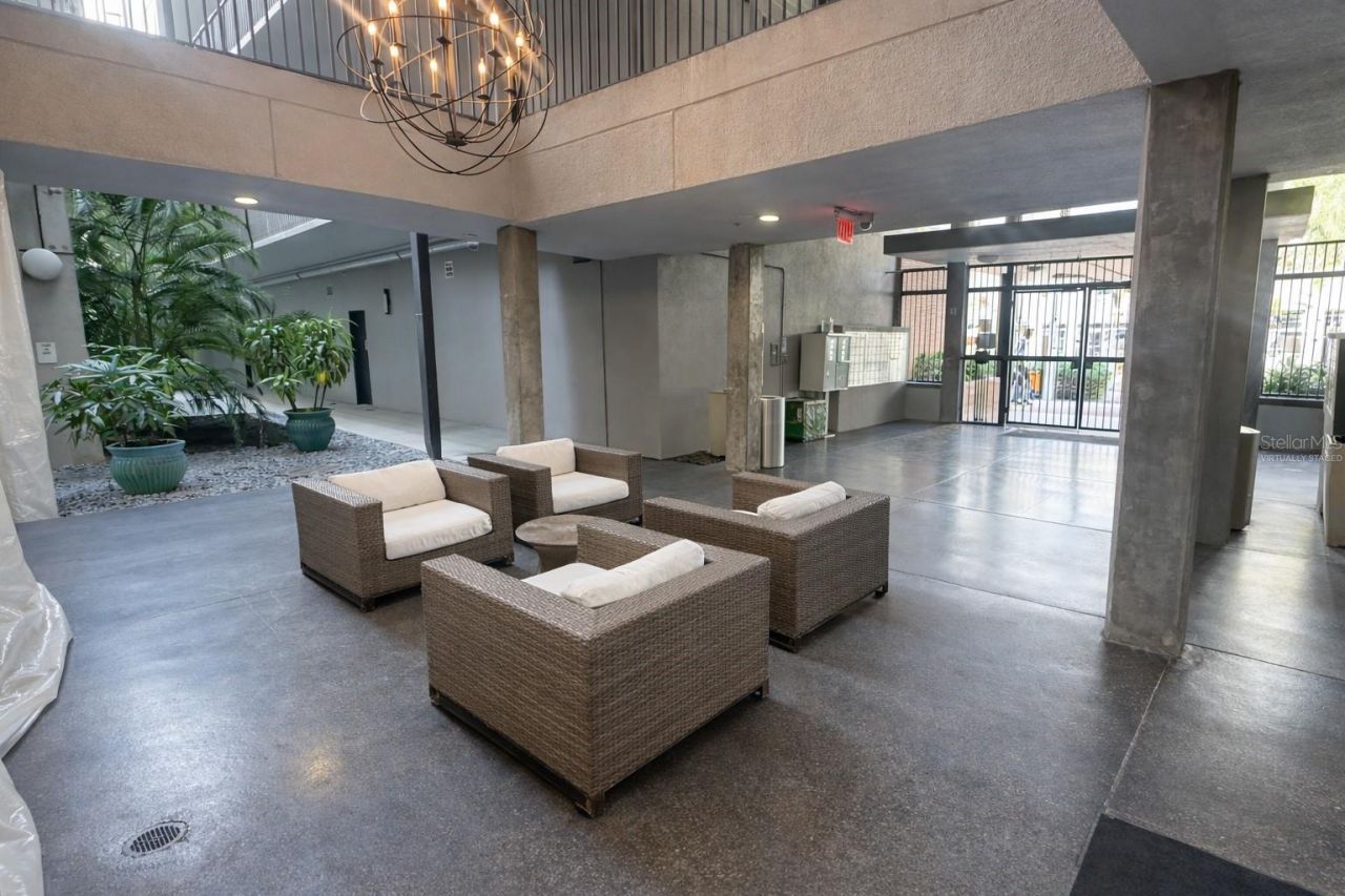 1010 Central Avenue , Unit 218, Saint Petersburg, FL 33705 Photo