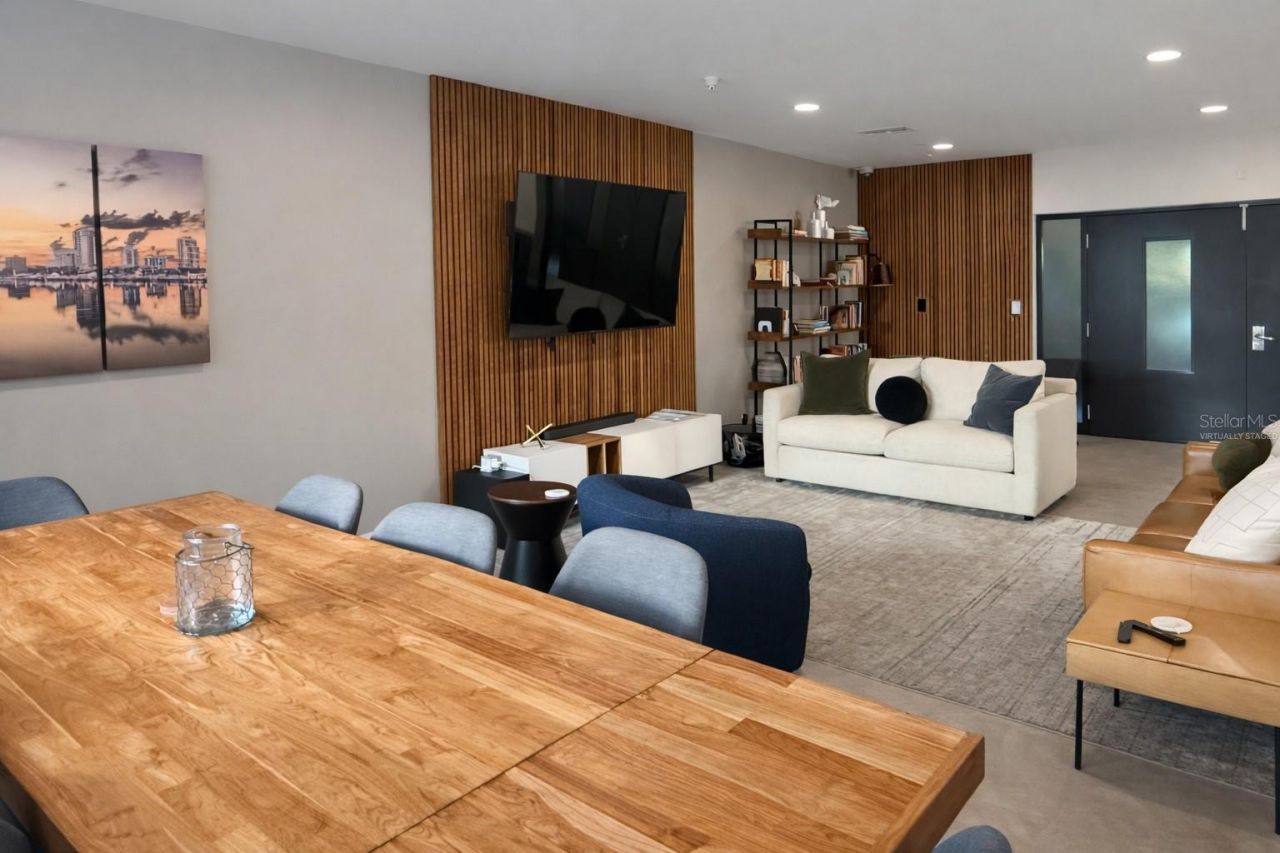 1010 Central Avenue , Unit 218, Saint Petersburg, FL 33705 Photo