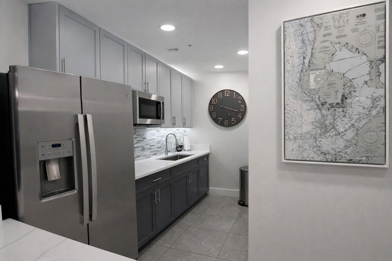 1010 Central Avenue , Unit 218, Saint Petersburg, FL 33705 Photo