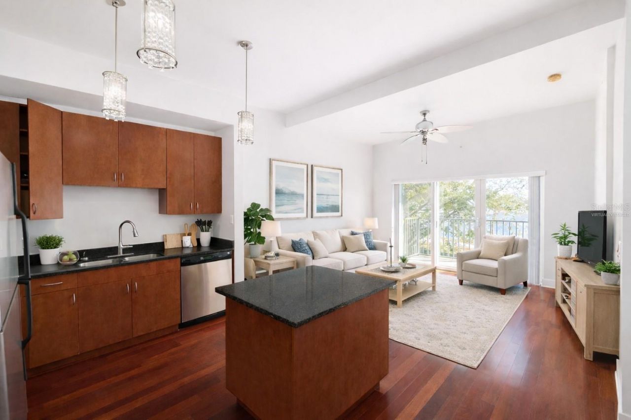 1010 Central Avenue , Unit 218, Saint Petersburg, FL 33705 Photo