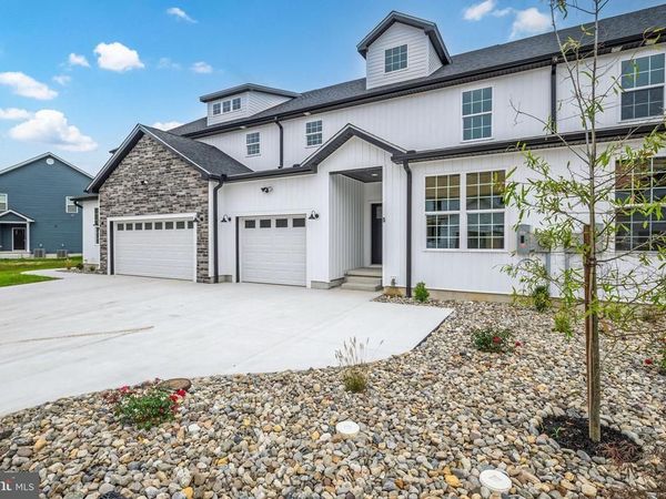 17 VALHALLA COURT, DOVER, DE 19904