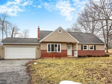 685 KNIGHT ROAD, HARRISBURG, PA 17111