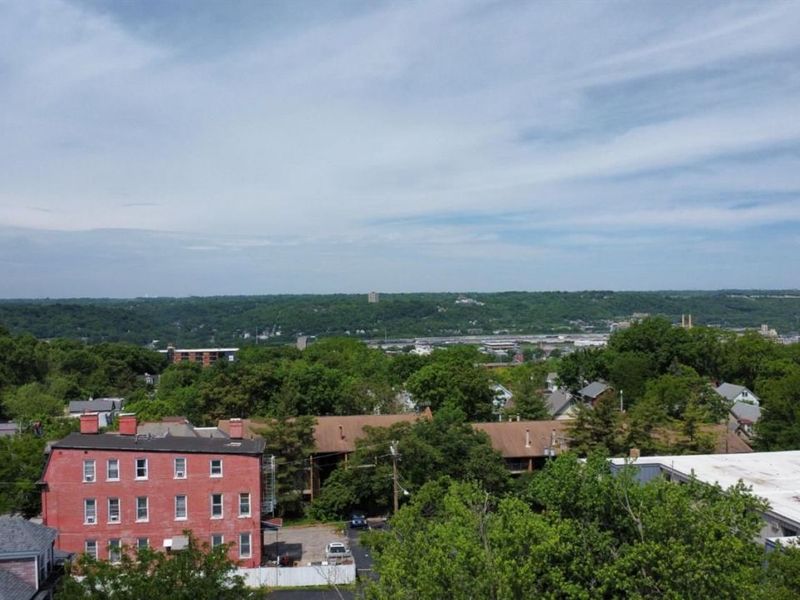 3011 Riddle View Lane, Cincinnati, OH 45220 Photo 10