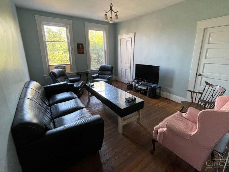 3011 Riddle View Lane, Cincinnati, OH 45220 Photo 8