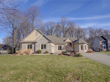 344 Cherry Creek Lane, Rochester, NY 14626