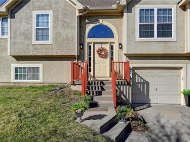 2116 NE 91st Terrace, Kansas City, MO 64155