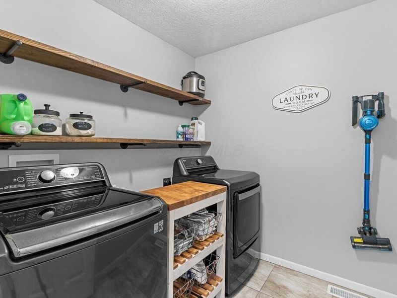 3768 Pendent Lane, Columbus, OH 43207 Photo 14