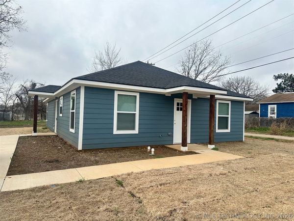 221 E Elm Street , Durant, OK 74701