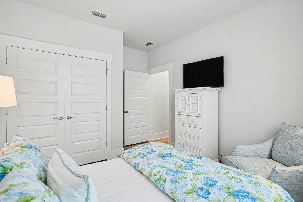 1252 Lady Bird Way Photo 21