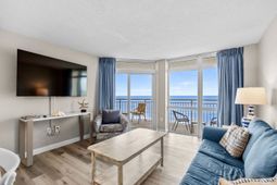 2711 S Ocean Blvd. photo 4