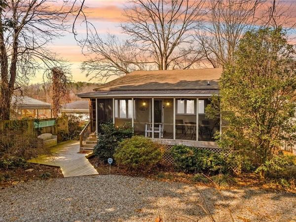 1331 Hickory Point Drive, Lexington, NC 27292