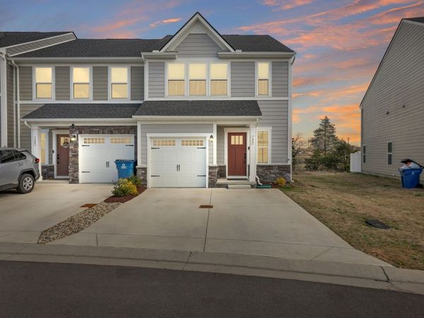 733 Lipizanner Ln , Smyrna, TN 37167