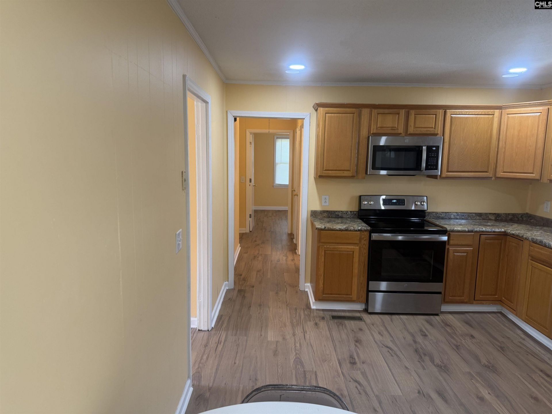 111 Angel Road Photo 13