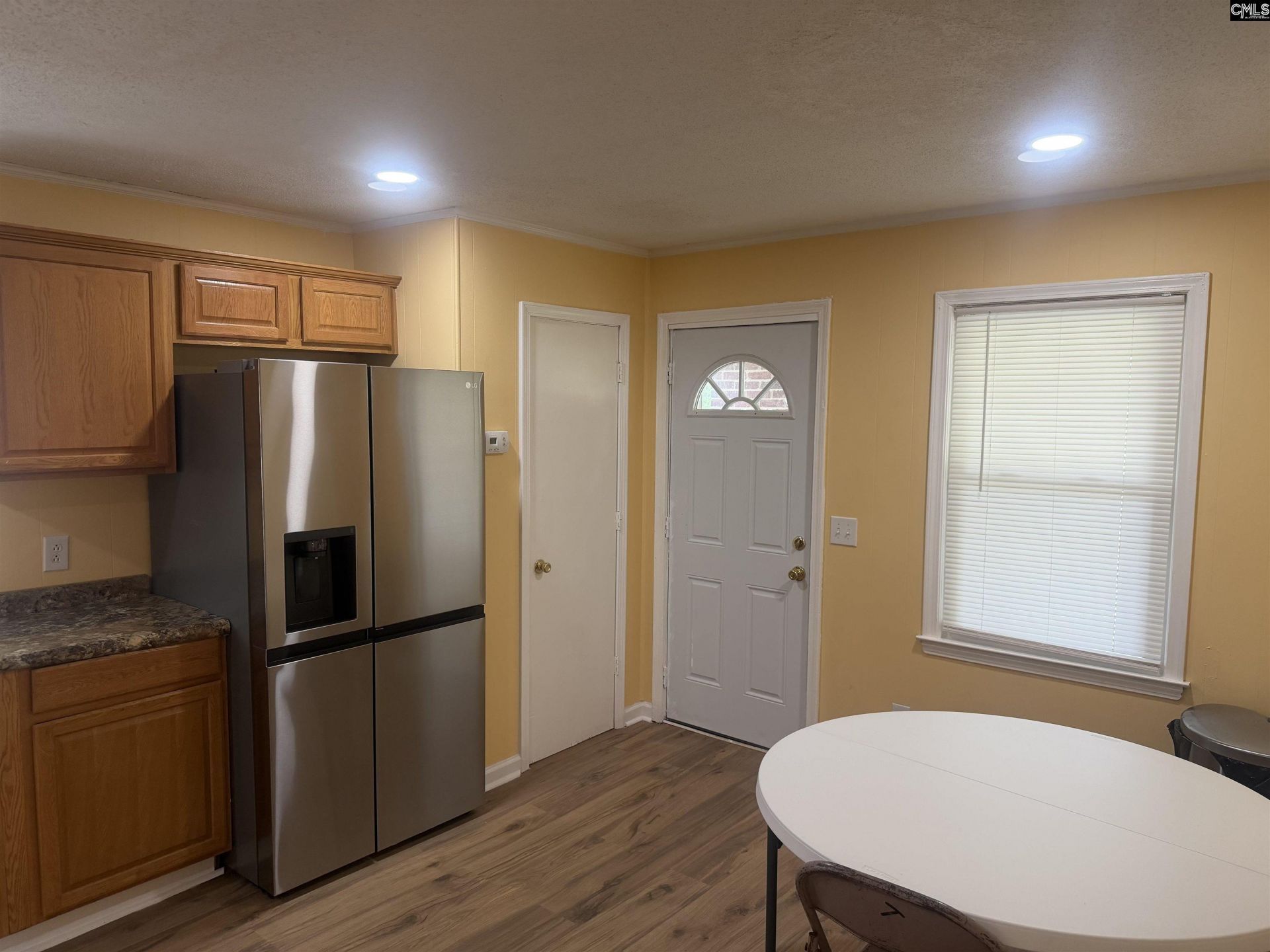 111 Angel Road Photo 15