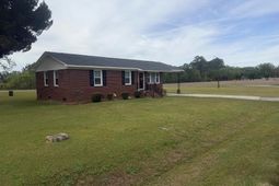 111 Angel Road photo 4