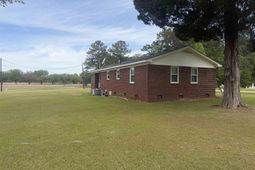 111 Angel Road photo 4