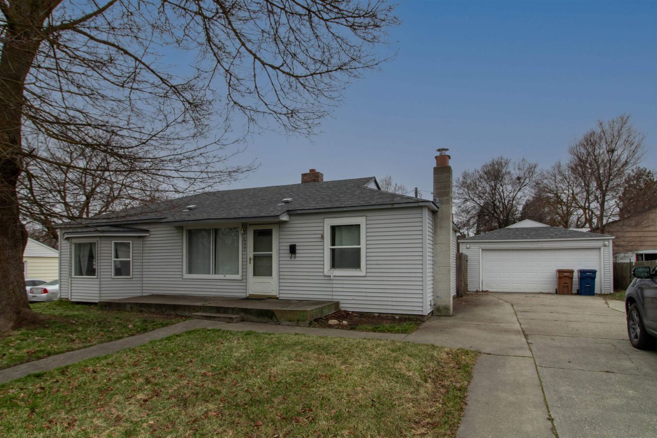 6111 N Alberta St primary photo