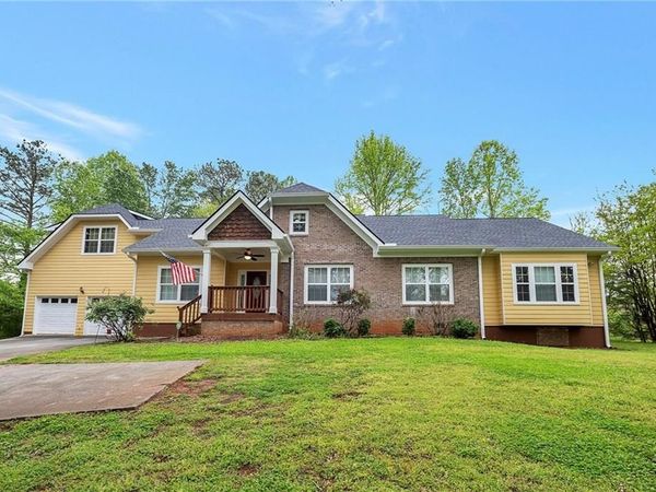 4050 Old Fairburn Road , Atlanta, GA 30349