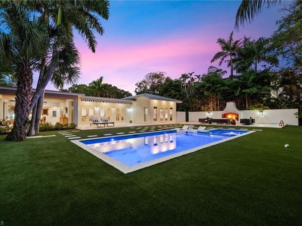 1949 ALAMANDA DR , NAPLES, FL 34102