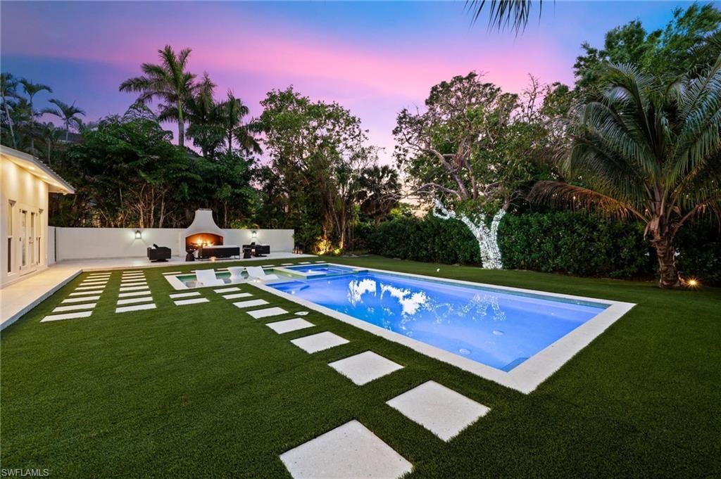 1949 Alamanda Dr , Naples, FL 34102 Photo