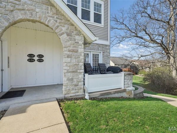 16349 Justus Post Road, Chesterfield, MO 63017