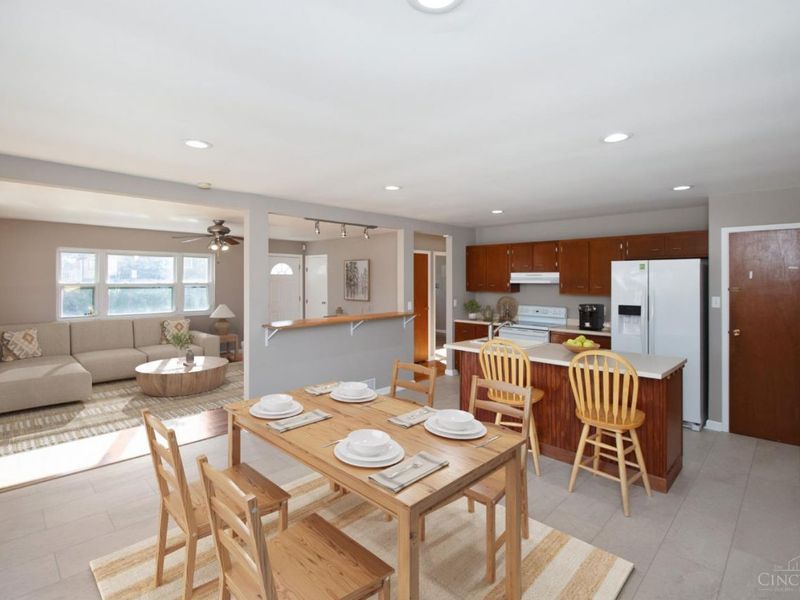 3433 Tolland Court, Green Township, OH 45248 Photo 13