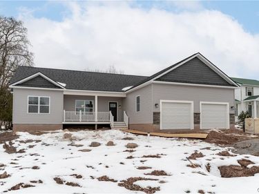 112 Clark Circle, Canastota, NY 13032