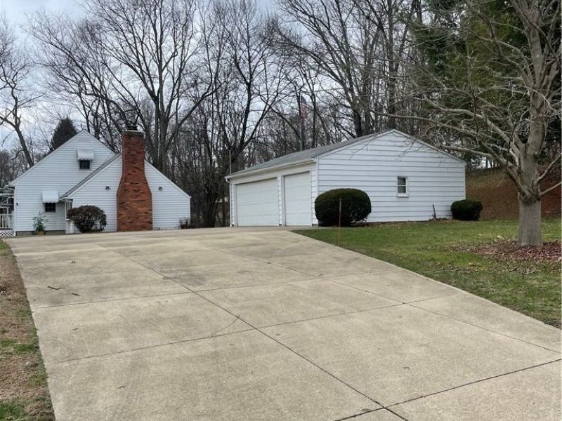 3025 Killian Road , Uniontown, OH 44685 Photo 17