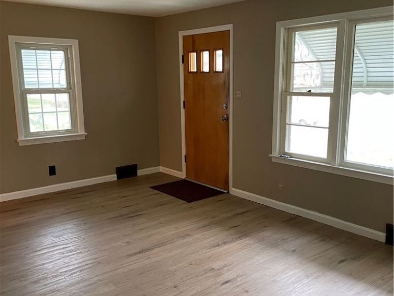 3025 Killian Road , Uniontown, OH 44685 Photo 4