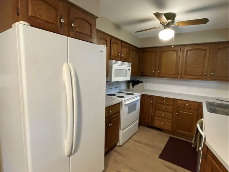 3025 Killian Road , Uniontown, OH 44685 Photo 8