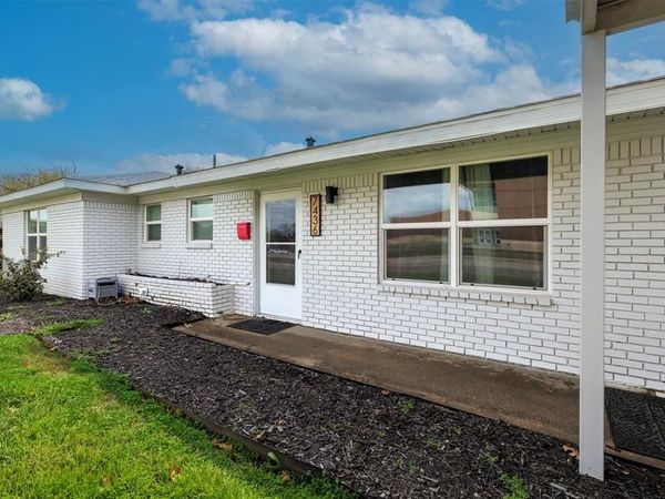 7436 Bridges Avenue, Richland Hills, TX 76118