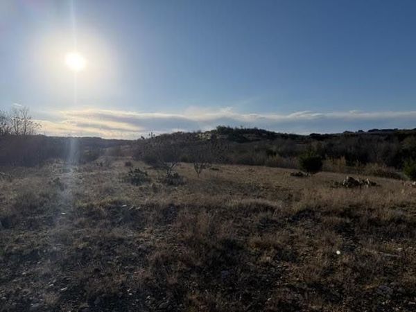 2220 Canyon Wren Loop, Graford, TX 76449