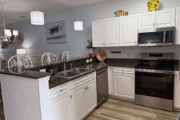 601 Hillside Dr. photo 4