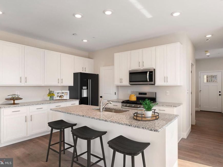 52 N Eighth St, Unit HOMESITE B, Perkasie, PA 18944 Main Photo