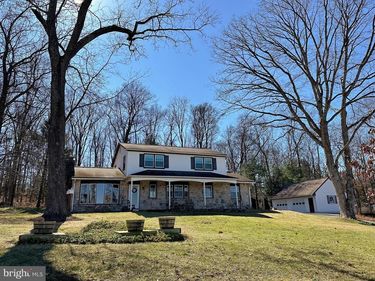 1092 PALM HILL ROAD, PALM, PA 18070