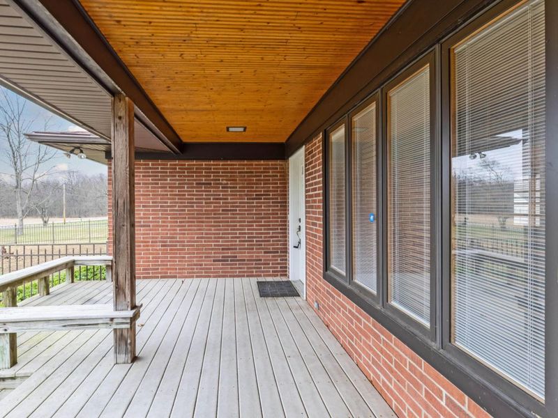 6982 Lee Road , Westerville, OH 43081 Photo 5