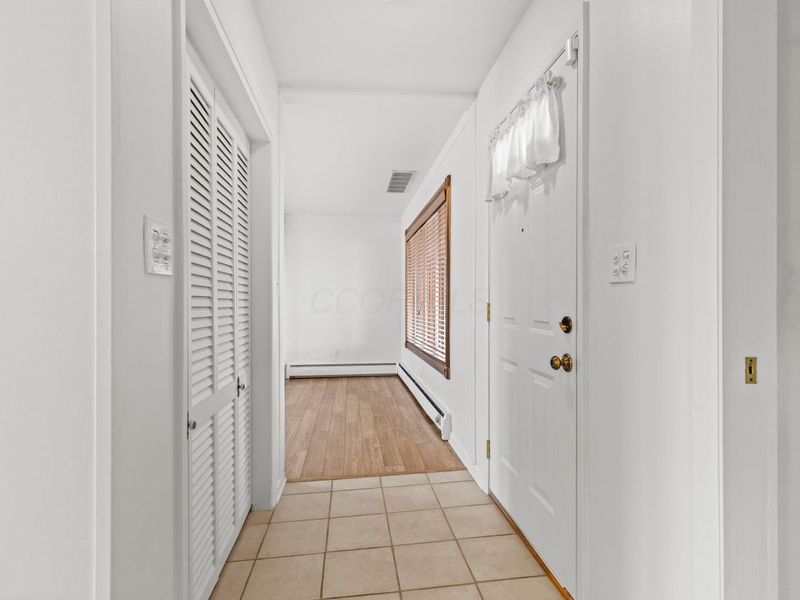 6982 Lee Road , Westerville, OH 43081 Photo 6