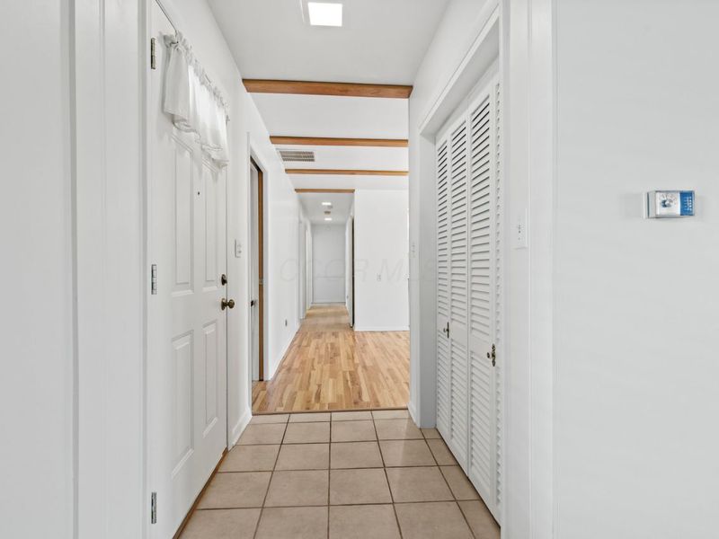 6982 Lee Road , Westerville, OH 43081 Photo 7