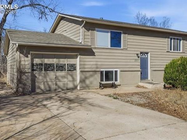 1310 Burnham Street, Colorado Springs, CO 80906