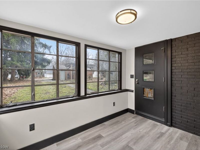 19871 Upper Valley Drive, Euclid, OH 44117 Photo 12