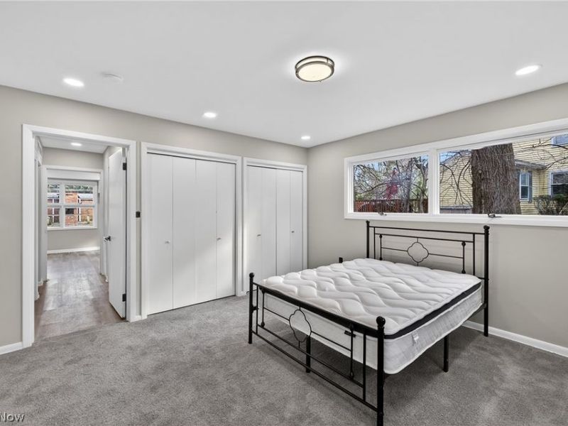 19871 Upper Valley Drive, Euclid, OH 44117 Photo 13