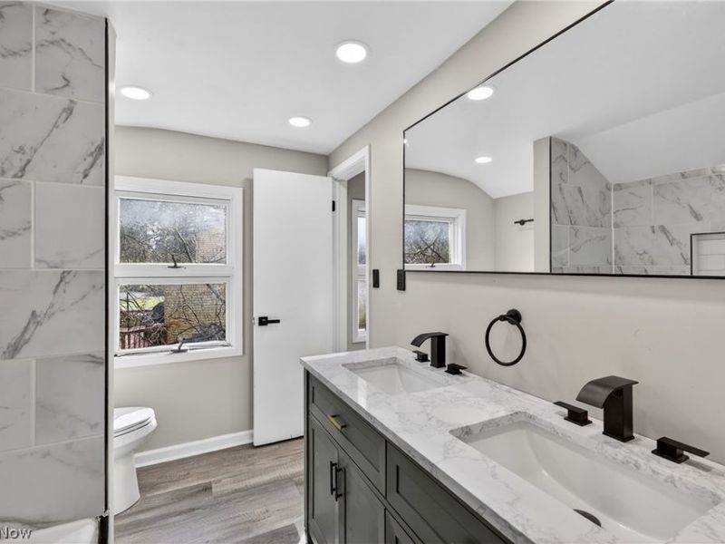 19871 Upper Valley Drive, Euclid, OH 44117 Photo 20