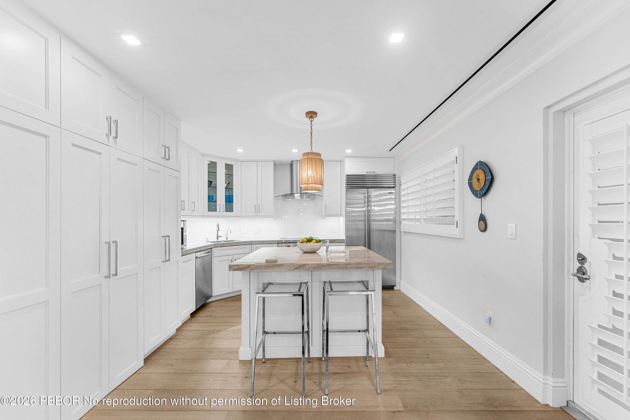 300 S Ocean Boulevard, Unit 2D, Palm Beach, FL 33480 Photo