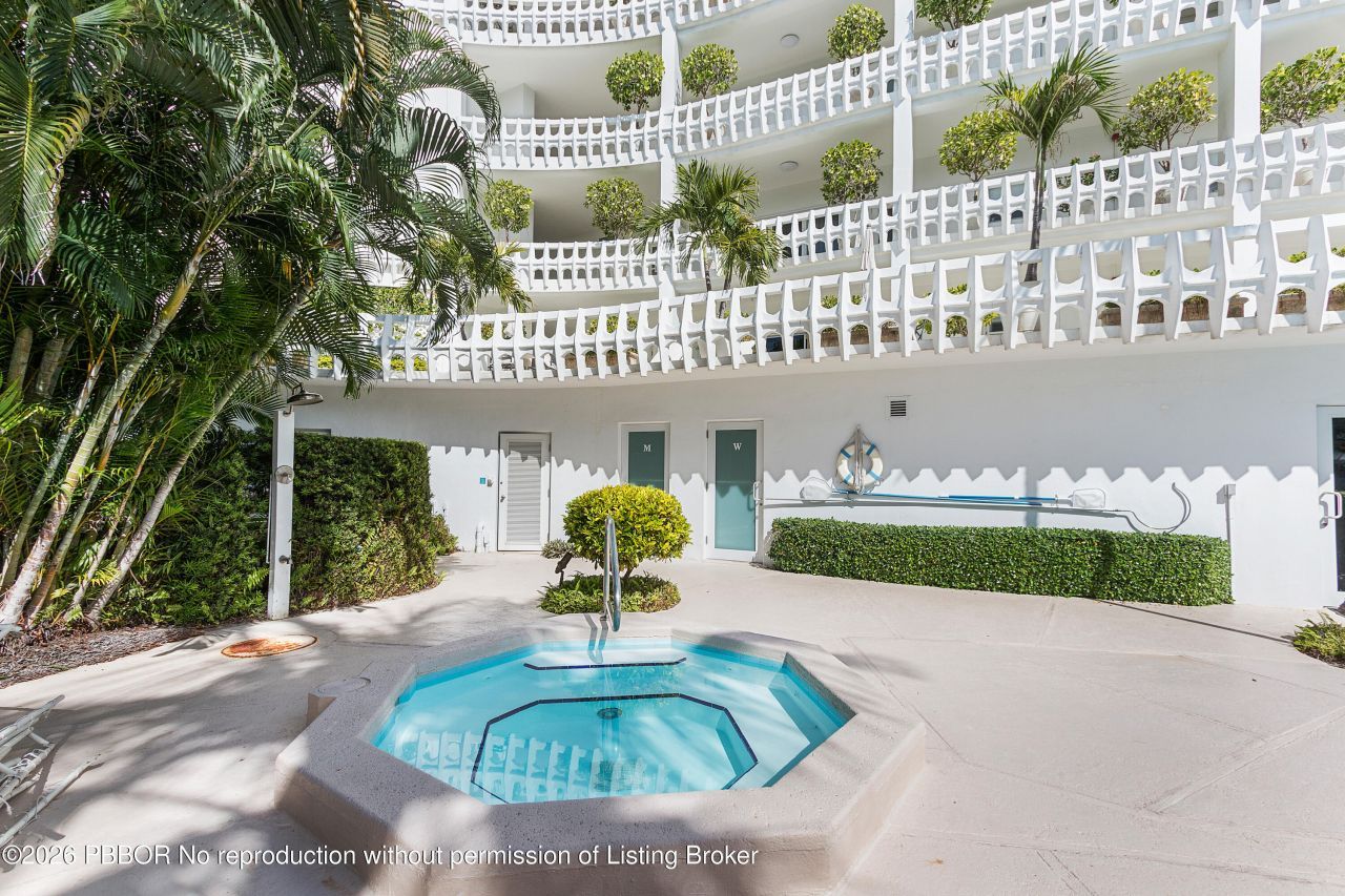 300 S Ocean Boulevard, Unit 2D, Palm Beach, FL 33480 Photo